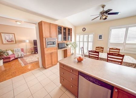 For Lease - 65 Earl Stewart Drive, Aurora, Ontario - Photo 4