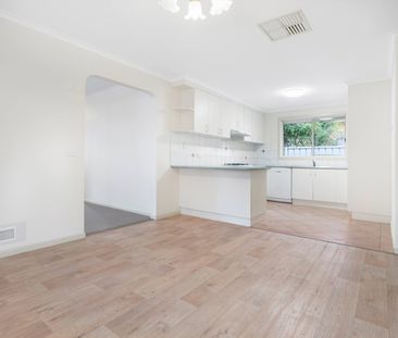 3 OAKMONT CIRCUIT, Wodonga VIC 3690 - House For Rent | Domain - Photo 5