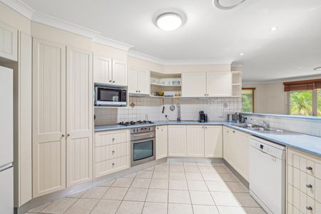 92 Kings Avenue, Terrigal NSW 2260 - House For Rent | Domain - Photo 5