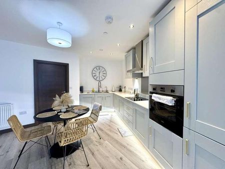 Gramophone Lane, Uxbridge, UB3 - Photo 5