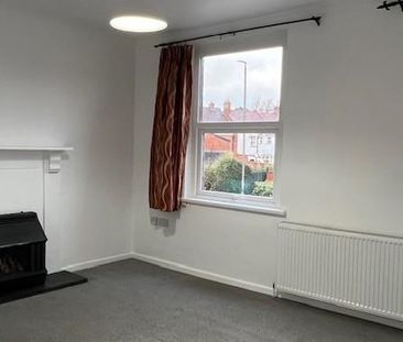 2 bedroom maisonette to rent - Photo 1