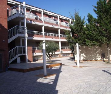 Dúplex de alquiler en Carrer de la Creu D'en Muntaner, Centre - Photo 4