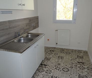 Location Appartement 2 pièces 49m² ORLEANS 45100 - Photo 4