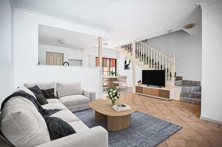 Air-Conditioned Three-Bedroom Townhouse with Ensuite, Gas Cook-Top and Single Garage! - Photo 3