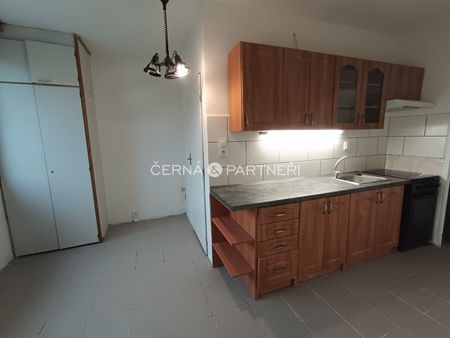 Pronájem bytu 2+1 64 m² - Photo 3