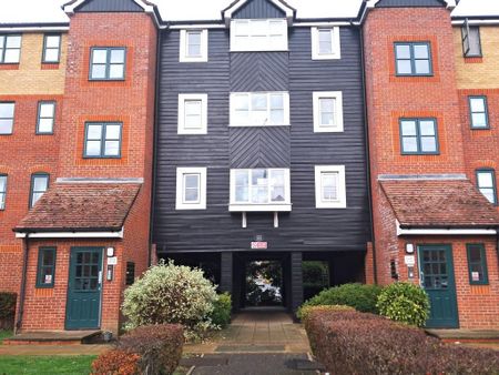 2 bedroom flat to rent - Photo 5