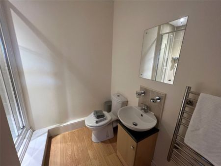 1 Bedroom Flat / Apartment - Thornbury Avenue, Southampton - Photo 4