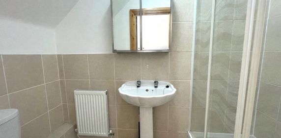 Neville Street - Photo 2