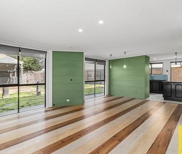 THREE BEDROOM HOME - Photo 5