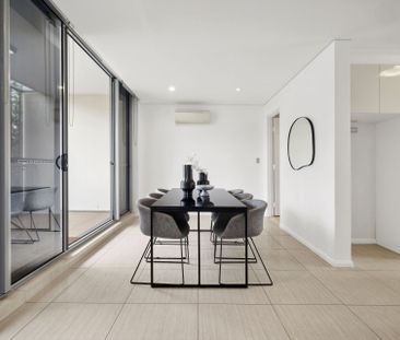 Superbly modern 4-bedroom townhouse with house-like proportions - Photo 4