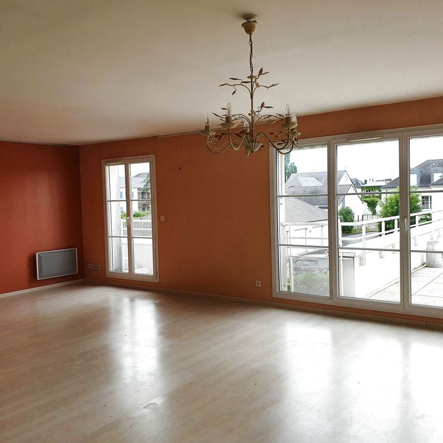 VILLEMANDEUR BOURG - Photo 1