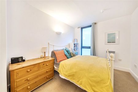 City Walk, London, SE1 3ES - Photo 4