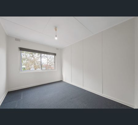 2/184 Pacific Highway, Swansea, NSW 2281 - Photo 2