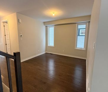 For Lease - 91 Main Halyard Lane, Barrhaven, Ontario - Photo 1