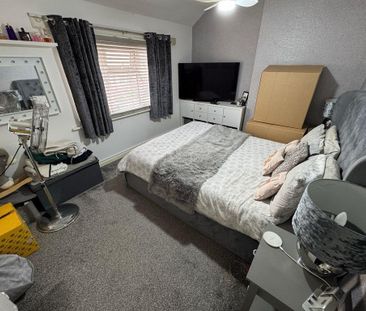 3 bedroom townhouse to rent - Photo 3