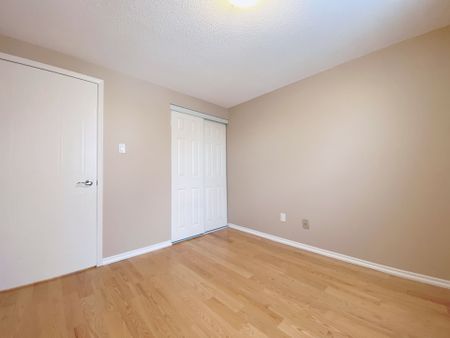 For Lease - 195 Enchanted Hills Crescent, Toronto, Ontario - Photo 5