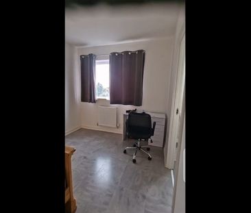 Room in a Shared House, Harrow View, HA2 - Photo 2