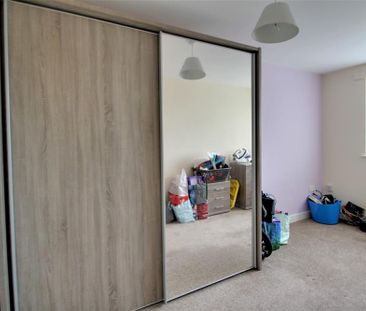 4 bedroom semi-detached house to rent - Photo 5