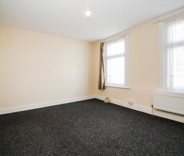4 bedroom terraced house to rent - Photo 4