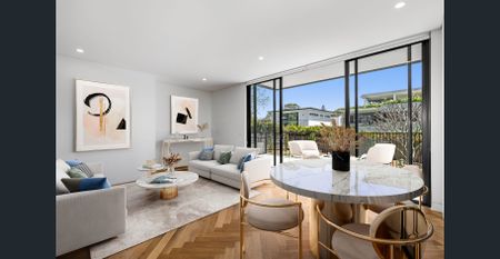 Peaceful Top-Floor Luxury 3-Bedroom Apartment Quietly Positioned at the Rear of the Building - Photo 2