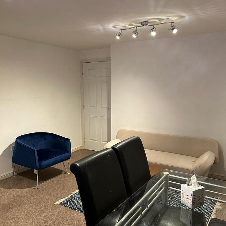 2 bedroom apartment to rent - Photo 1
