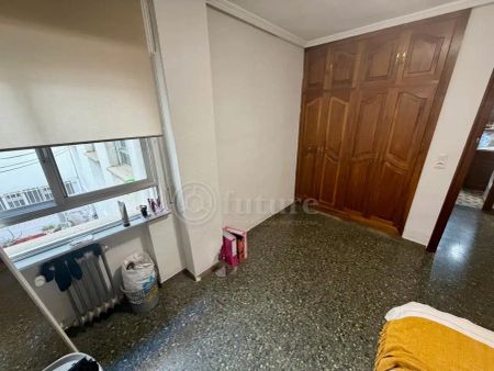 Piso de alquiler en Avenida de Portugal, Carmelitas - Photo 5