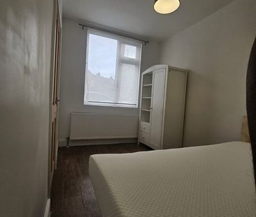 Room in a Shared House, St Georges Road, CV1 - Photo 3