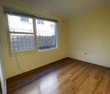 Well-Presented Two Bedroom Apartment in Convenient Penshurst Location - Photo 5