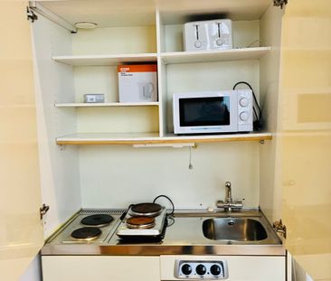 Burlington Street - Photo 3