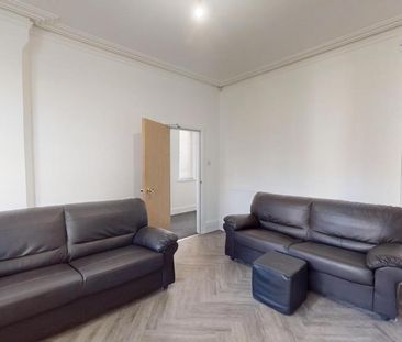 6 bedroom house to rent - Photo 1
