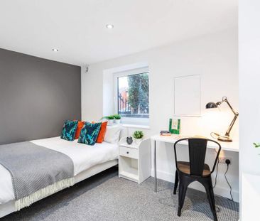 6 bedroom house to rent - Photo 2