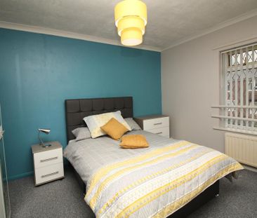 1 bedroom in a house share to rent - Photo 3