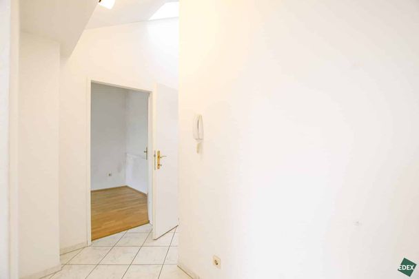 1-Zimmer-Altbau mit Terrasse - Foto 1