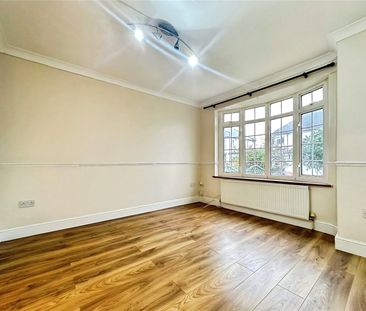 Meadow Gardens, Staines, Middlesex, TW18 3HE - Photo 1