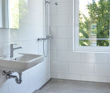 4.5 Zimmer Attika-Wohnung mit weiter Aussicht - Photo 3