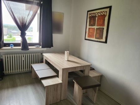 Großzügige Zweizimmerwohnung mit Balkon zur Miete in ruhiger Wohngegend! - Foto 3