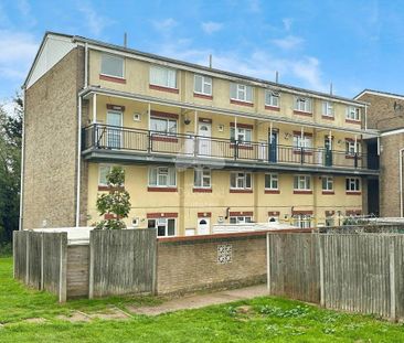 3 bedroom maisonette to rent - Photo 3