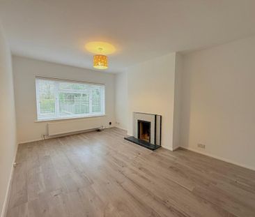 4 bedroom semi-detached bungalow to rent - Photo 1