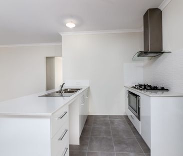 6B Gregory Street, South Bunbury, WA 6230 - Photo 5