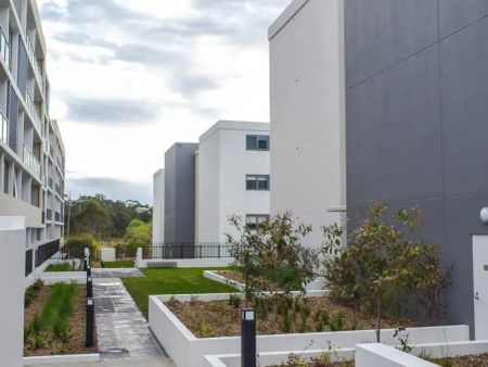 “Light and Modern two bedroom apartment. Application approved” - Photo 2