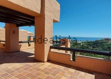 Alquiler de ático en San Luis de Sabinillas