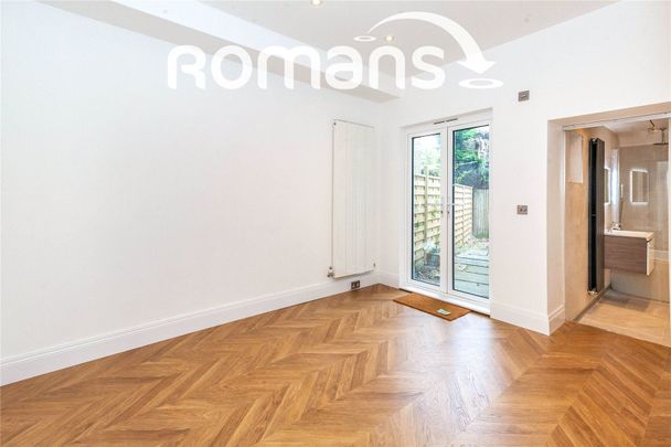 London Road, Ascot, SL5 - Photo 1