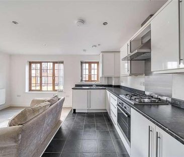 Beaumanor House, Ruislip, HA4 - Photo 2