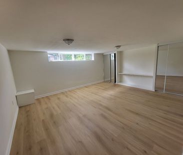 For Lease - 10 Johnson Road Unit# Lower, Aurora, Ontario - Photo 4