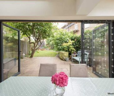 5 bedroom property to rent in London - Photo 4