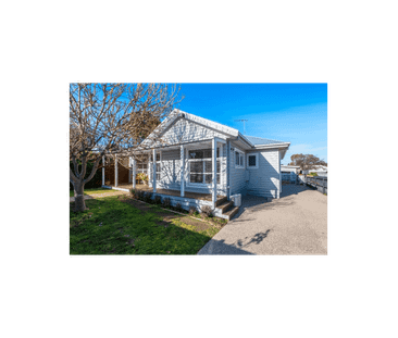 Style, Comfort & Modern Living - Photo 4