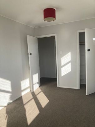 Lovely family home - Photo 1