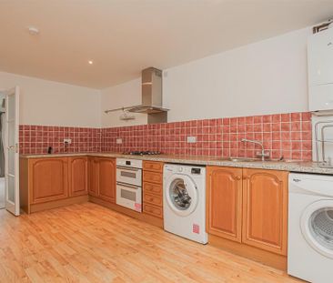 2 bedroom terraced house to rent - Photo 6