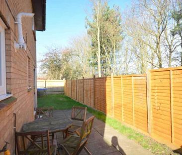 3 bedroom semi-detached house to rent - Photo 6