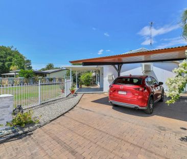 FAMILY HOME WITH SOLAR - Photo 5